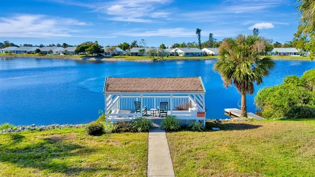 $339,900 | 9421 Kingston Drive, Bradenton, FL 34210
