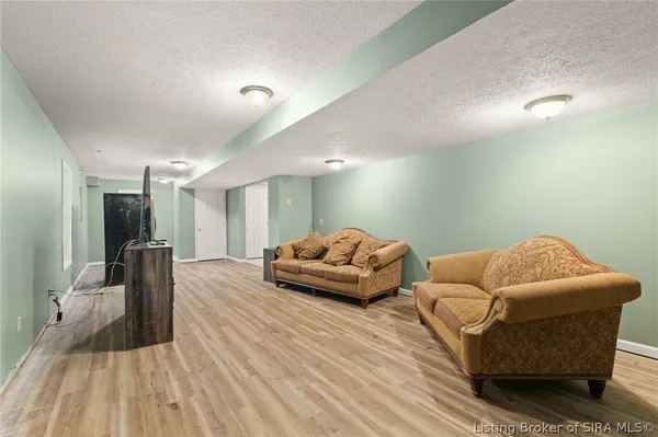 $485,000 | 974 Pinewood Trail Northeast, New Salisbury, IN 47161