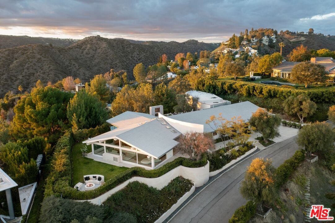 11496 Orum Road, Los Angeles, CA 90049 Compass