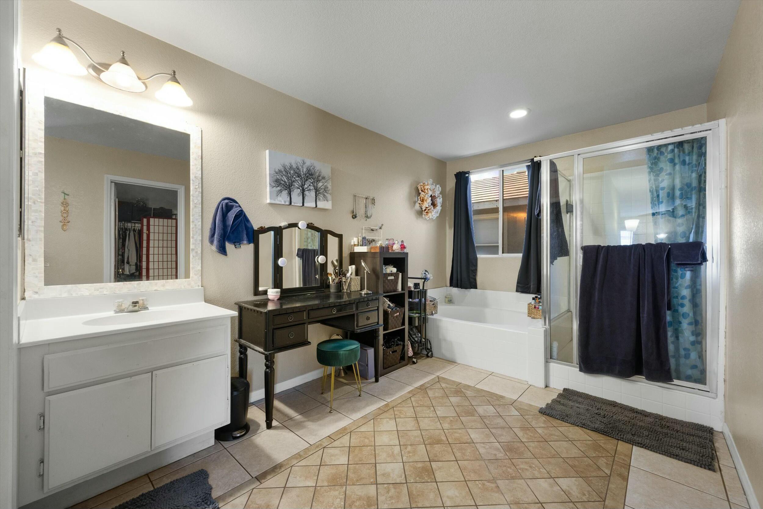 137 Asusena Drive Palmdale, CA 93550 - Photo 25 of 42 tempImageqmoOOk