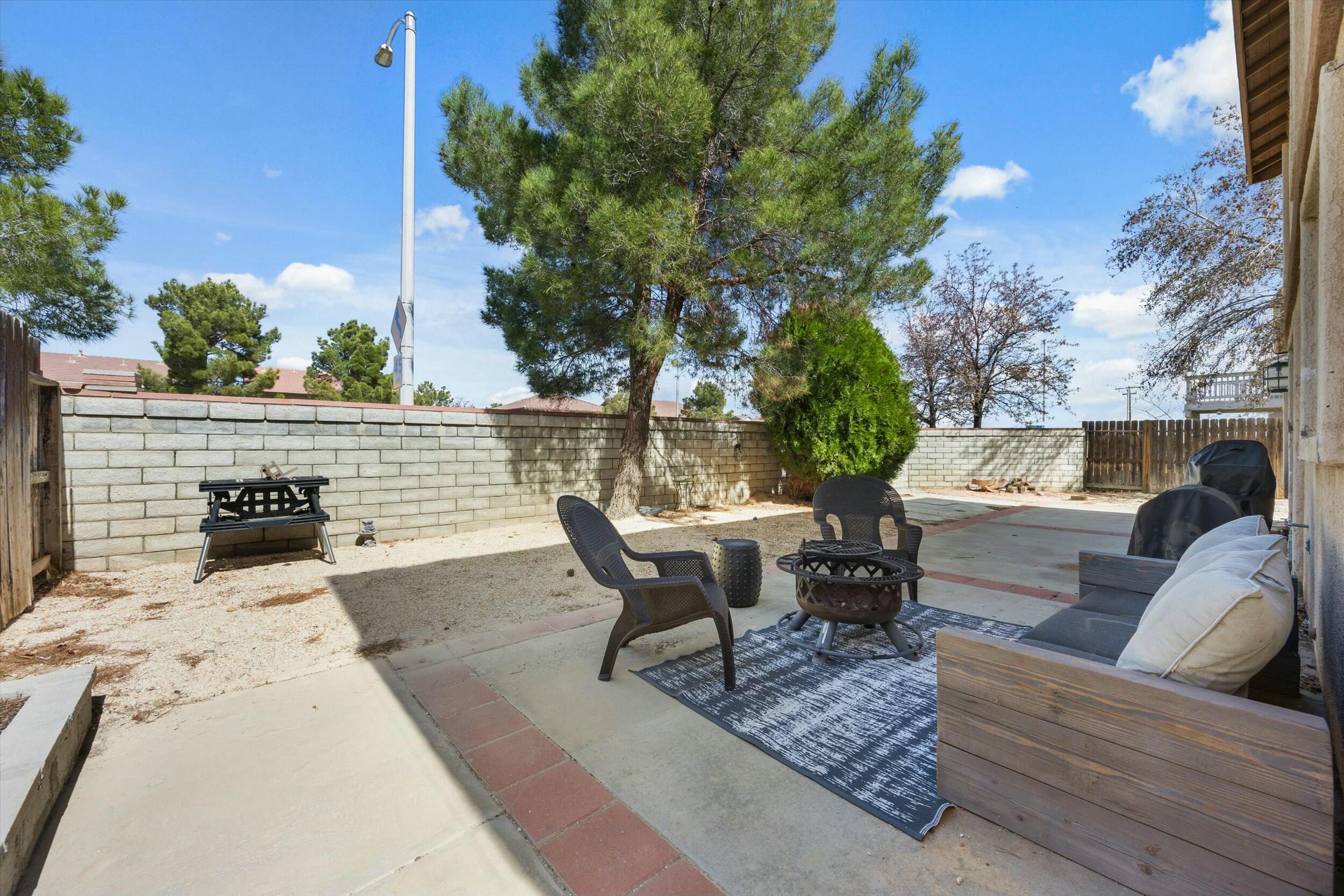 137 Asusena Drive Palmdale, CA 93550 - Photo 31 of 42 tempImagephCLi5