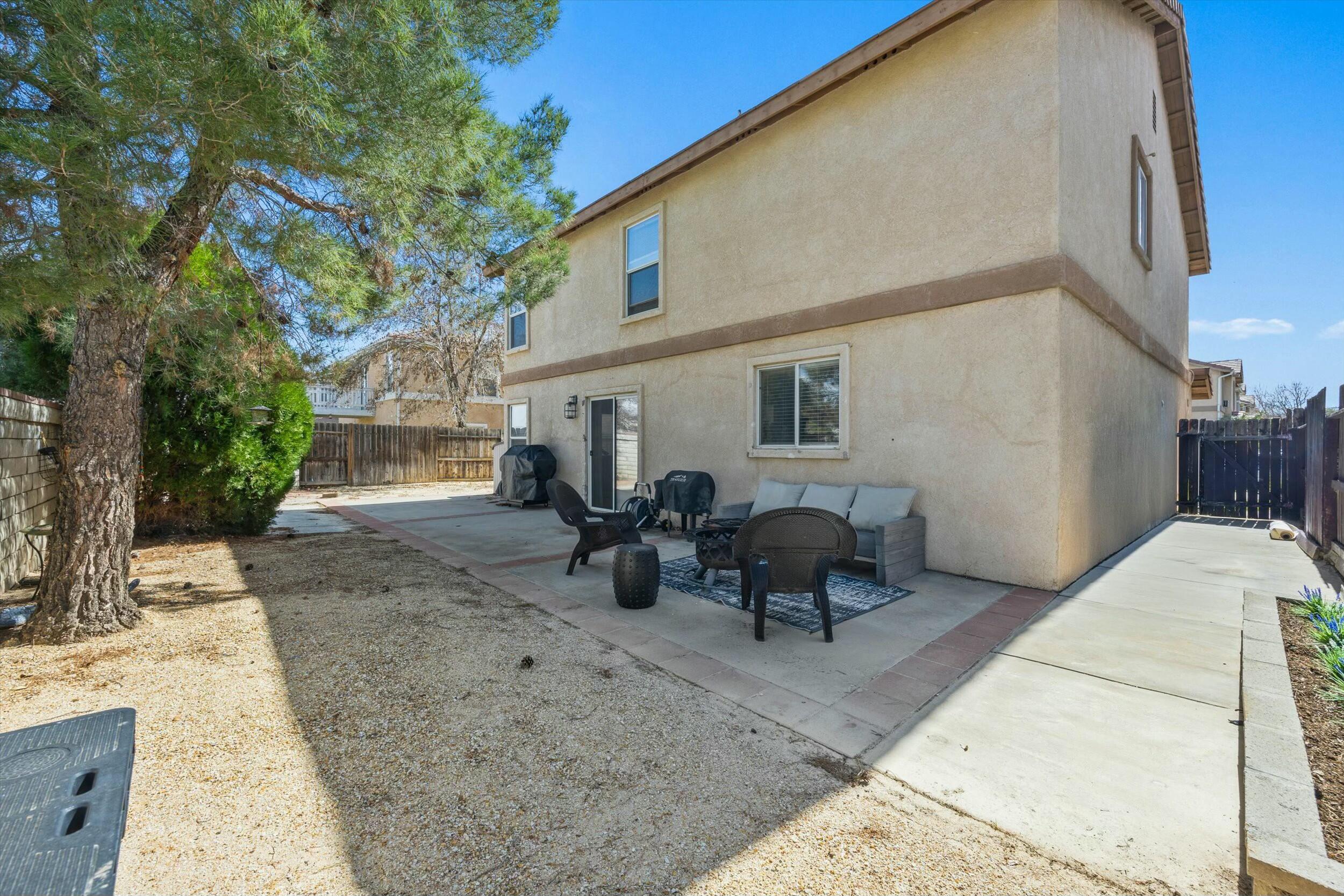 137 Asusena Drive Palmdale, CA 93550 - Photo 32 of 42 tempImageb52MZz