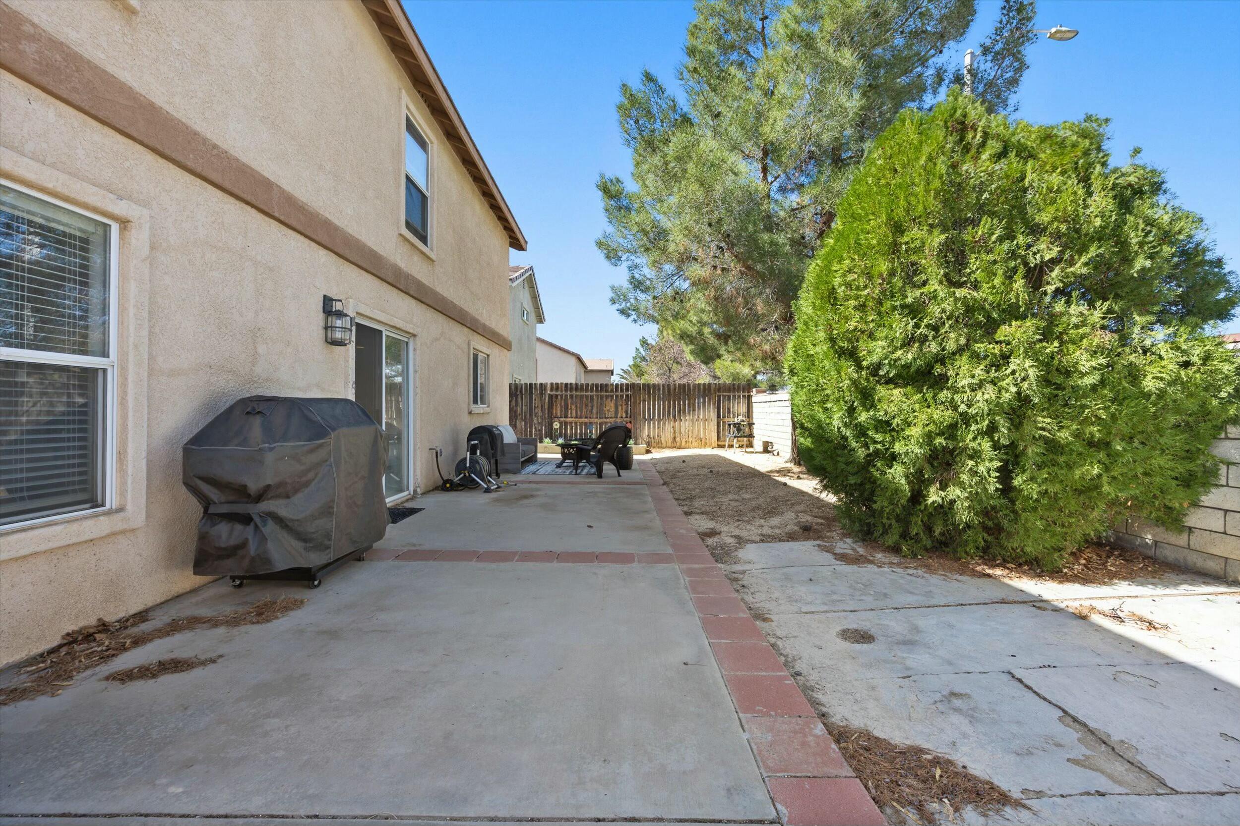 137 Asusena Drive Palmdale, CA 93550 - Photo 34 of 42 tempImageFZ9EnI