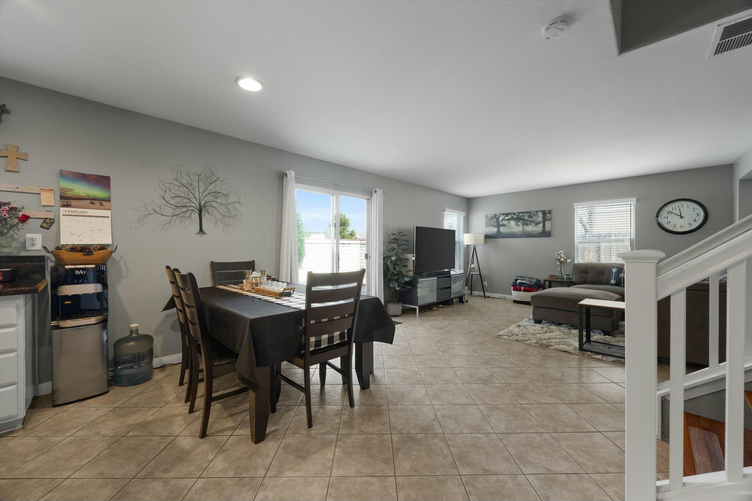 137 Asusena Drive Palmdale, CA 93550 - Photo 9 of 42 tempImagewkJcyD