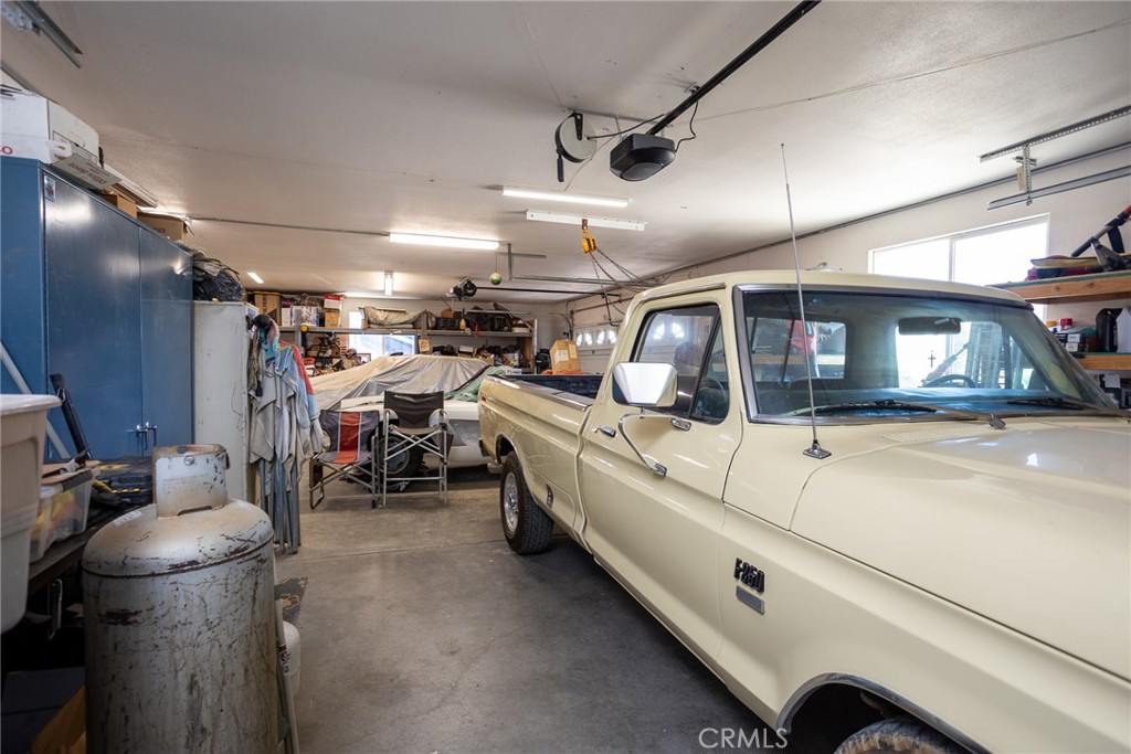 1220 Smoke Tree Road Pinon Hills, CA 92372 - Photo 45 of 47 Garage