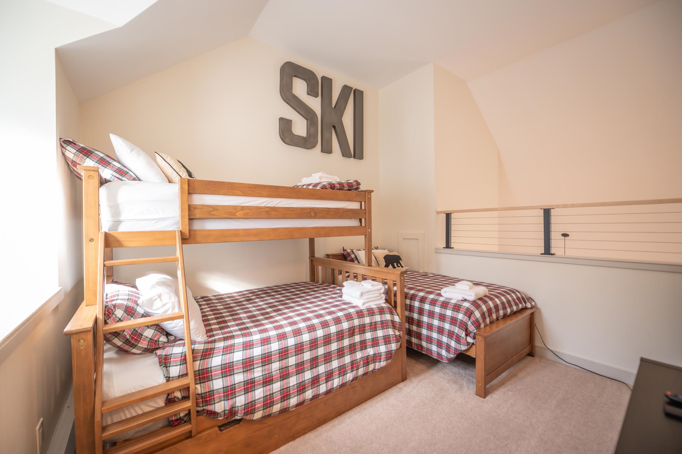 8 J Northbrook Village Road, Unit C32 West Dover, VT 05356 - Photo 13 of 35