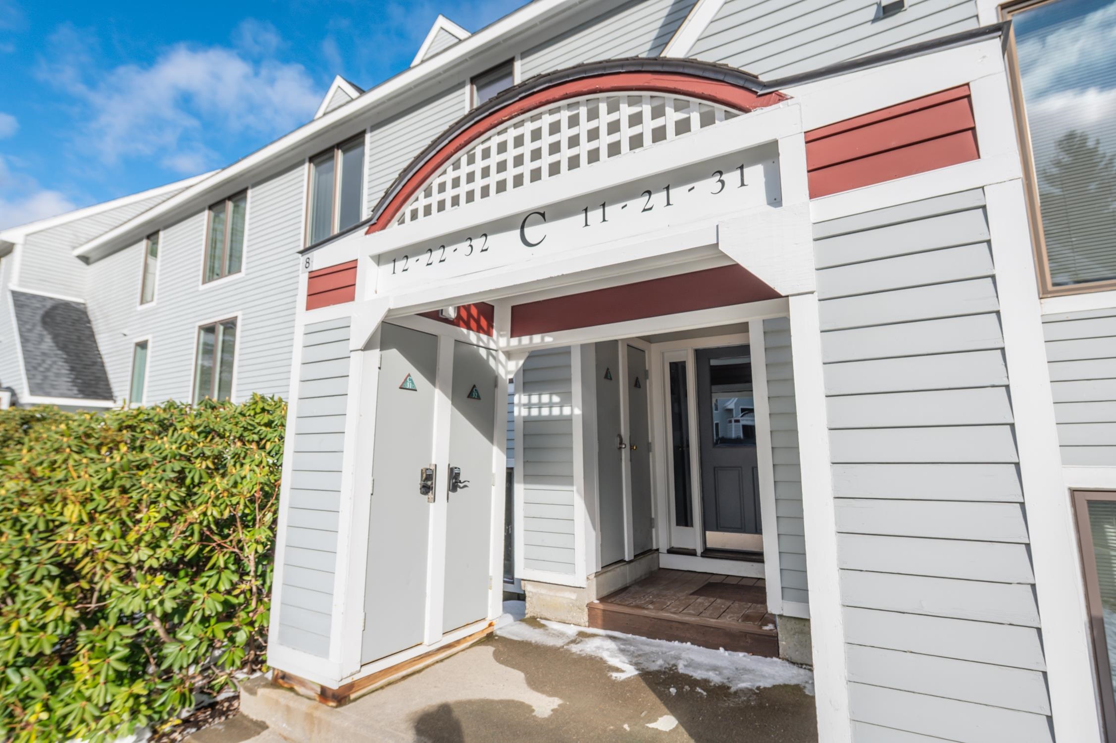 8 J Northbrook Village Road, Unit C32 West Dover, VT 05356 - Photo 18 of 35