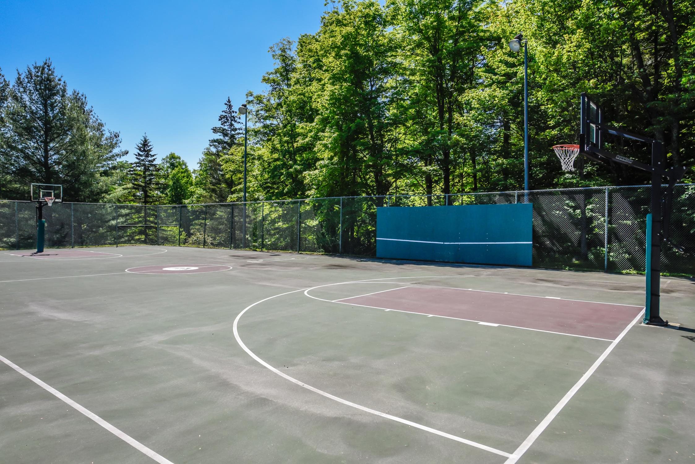 8 J Northbrook Village Road, Unit C32 West Dover, VT 05356 - Photo 30 of 35