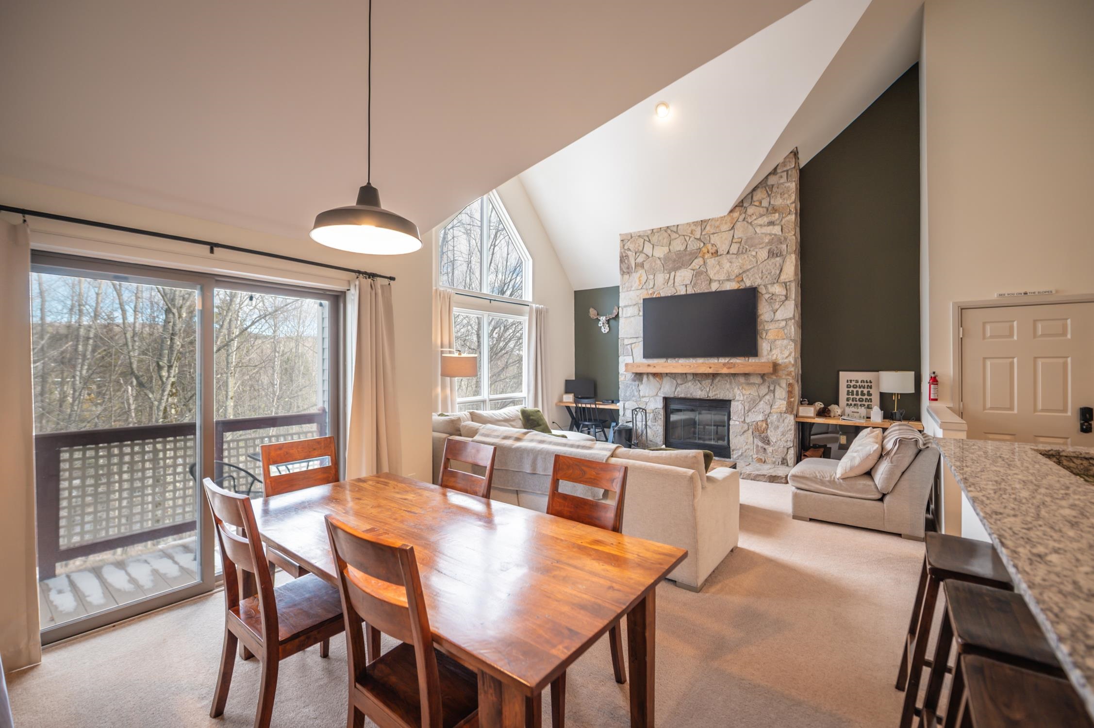 8 J Northbrook Village Road, Unit C32 West Dover, VT 05356 - Photo 4 of 35