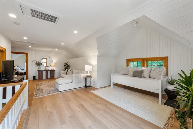 $2,275,000 | N69W6507 Bridge Road, Cedarburg, WI 53012