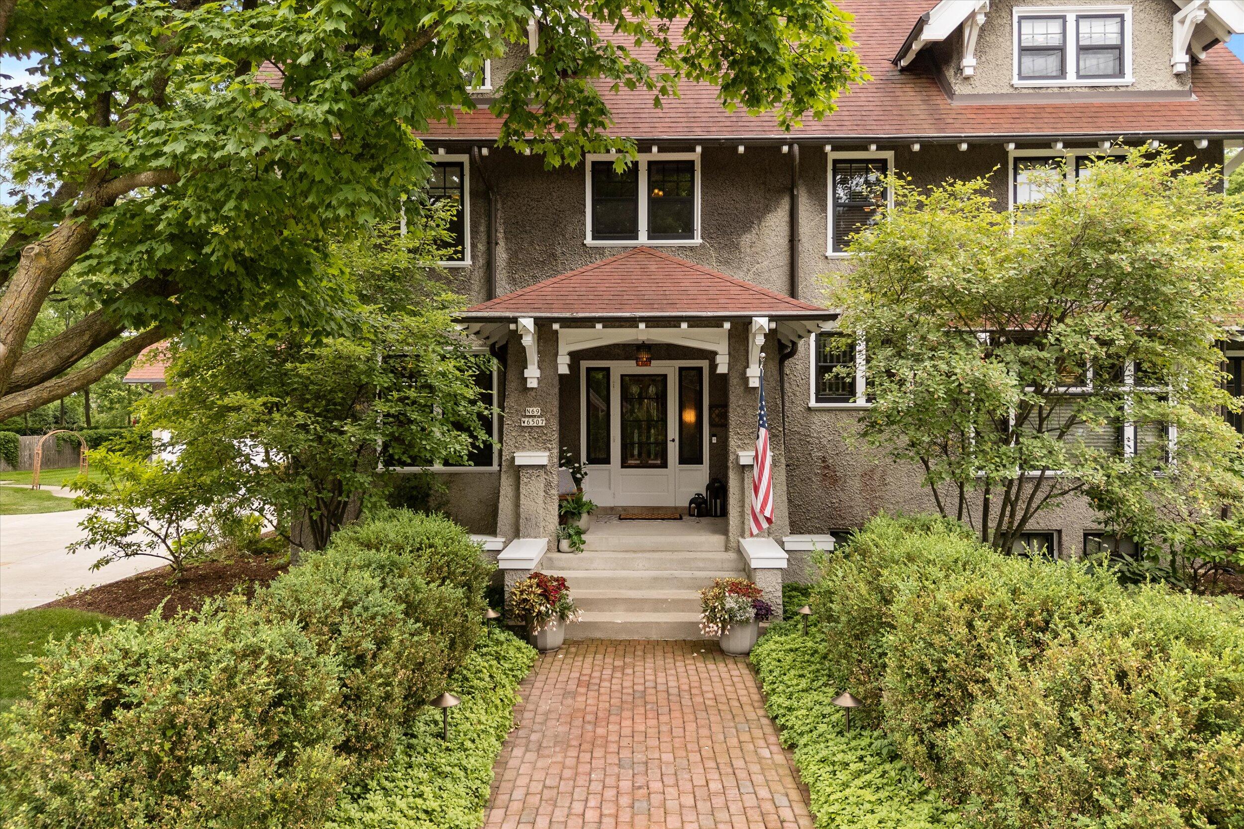 N69W6507 Bridge Road Cedarburg, WI 53012 - Photo 4 of 98 Exterior Front