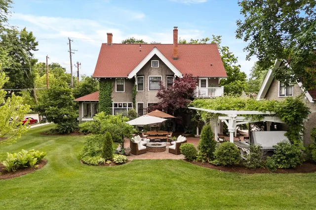 $2,275,000 | N69W6507 Bridge Road, Cedarburg, WI 53012
