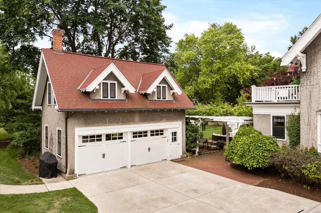 $2,275,000 | N69W6507 Bridge Road, Cedarburg, WI 53012