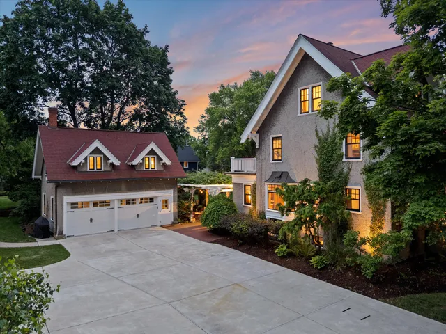 $2,275,000 | N69W6507 Bridge Road, Cedarburg, WI 53012
