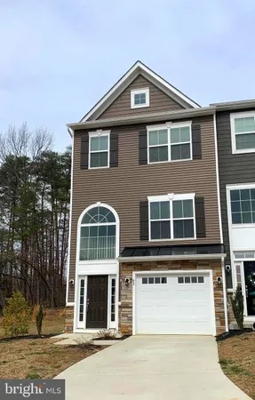 $2,500 | 62 Andrews Place, Fredericksburg, VA 22405