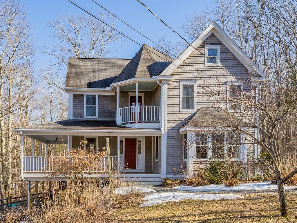 37 Robbins Road Hope, ME 04847 - Photo 1 of 22 Contemporary Victorian Farmhouse...