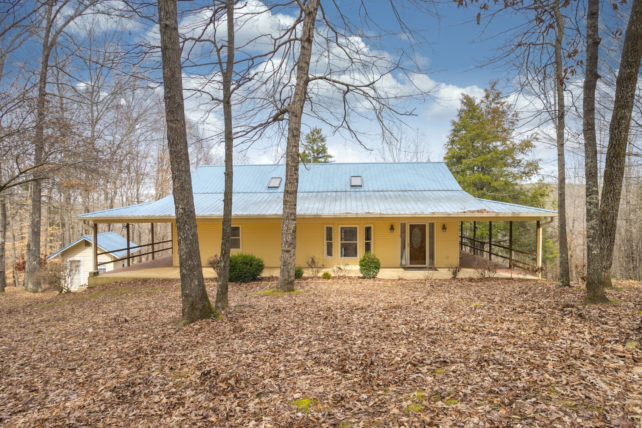 228 Kro Hollow Road Hohenwald, TN 38462 - Photo 4 of 39 Gallery Image 4