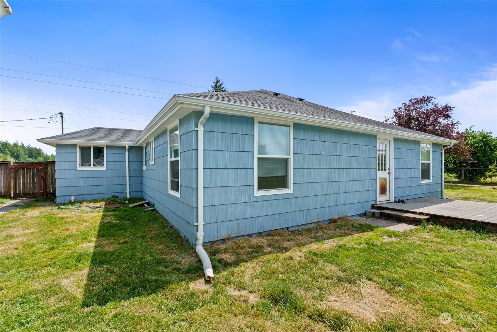 340 Meier Road Winlock, WA 98596 - Photo 21 of 26 a view of a house with yard and garage