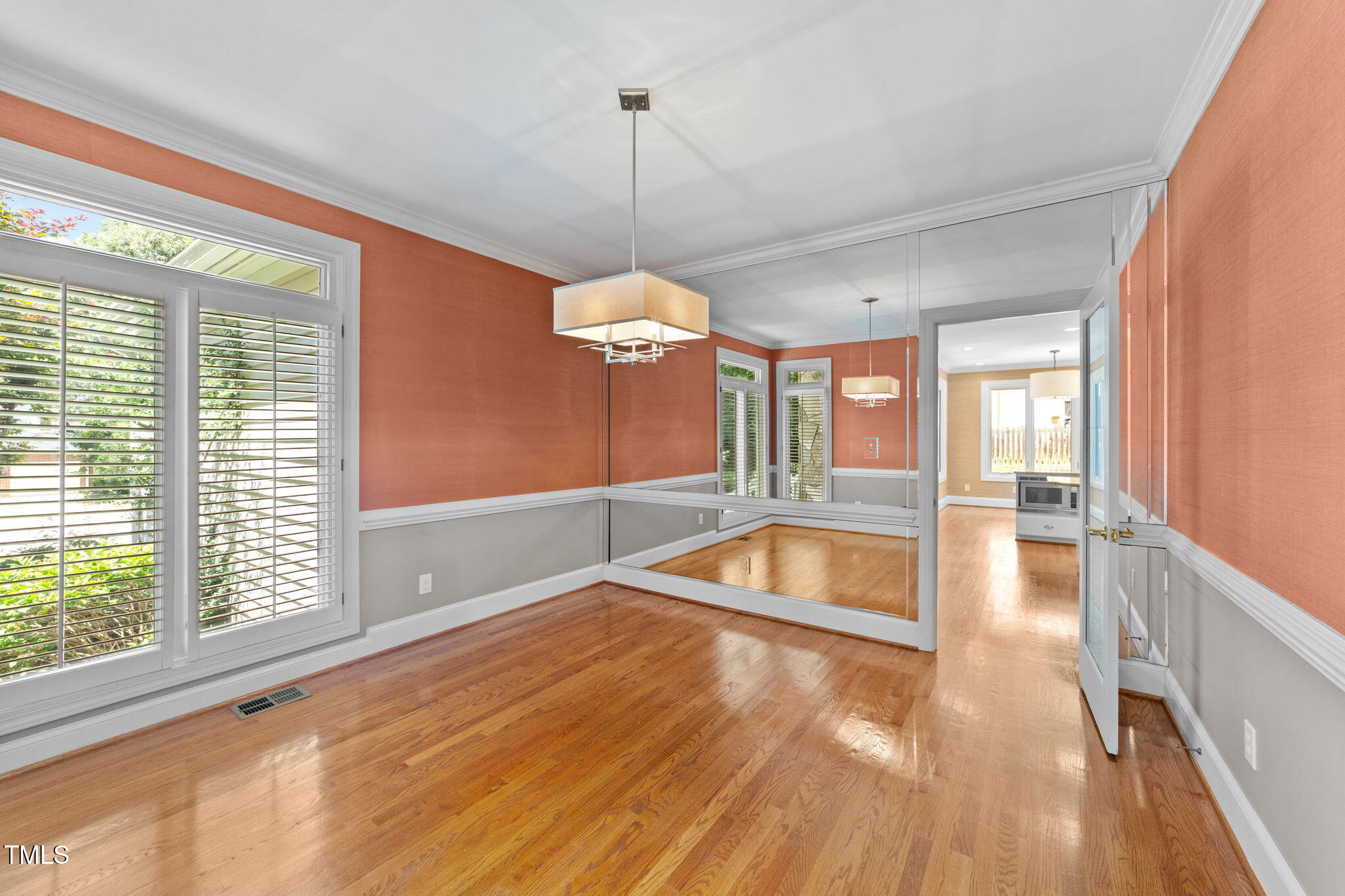 2613 Hawtree Drive Raleigh, NC 27613 - Photo 8 of 47 18-web-or-mls-VB4A8294