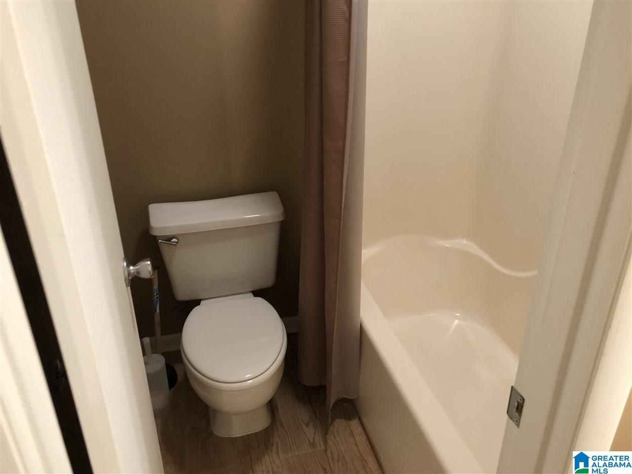612 Paradise Isle, Unit 612 Riverside, AL 35135 - Photo 16 of 35