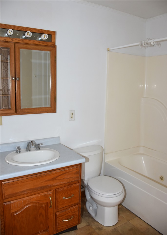 9 First Street Barre, VT 05641 - Photo 11 of 40 Gallery Image 11