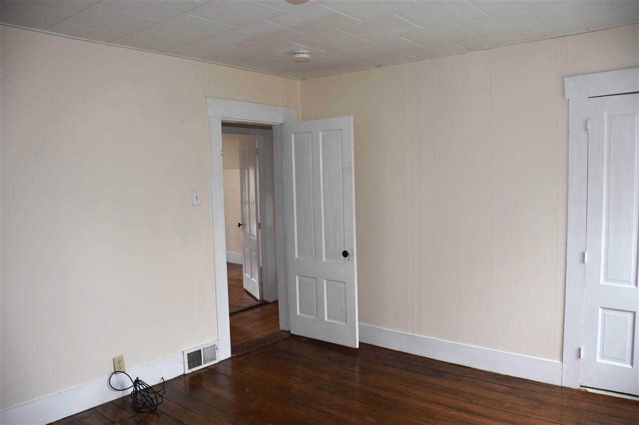 9 First Street Barre, VT 05641 - Photo 20 of 40 Gallery Image 20