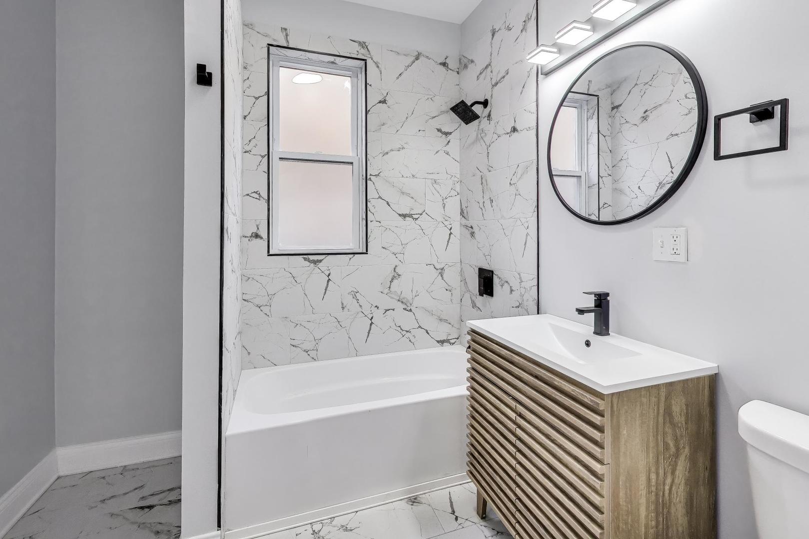 5716 South May Street Chicago, IL 60621 - Photo 20 of 36