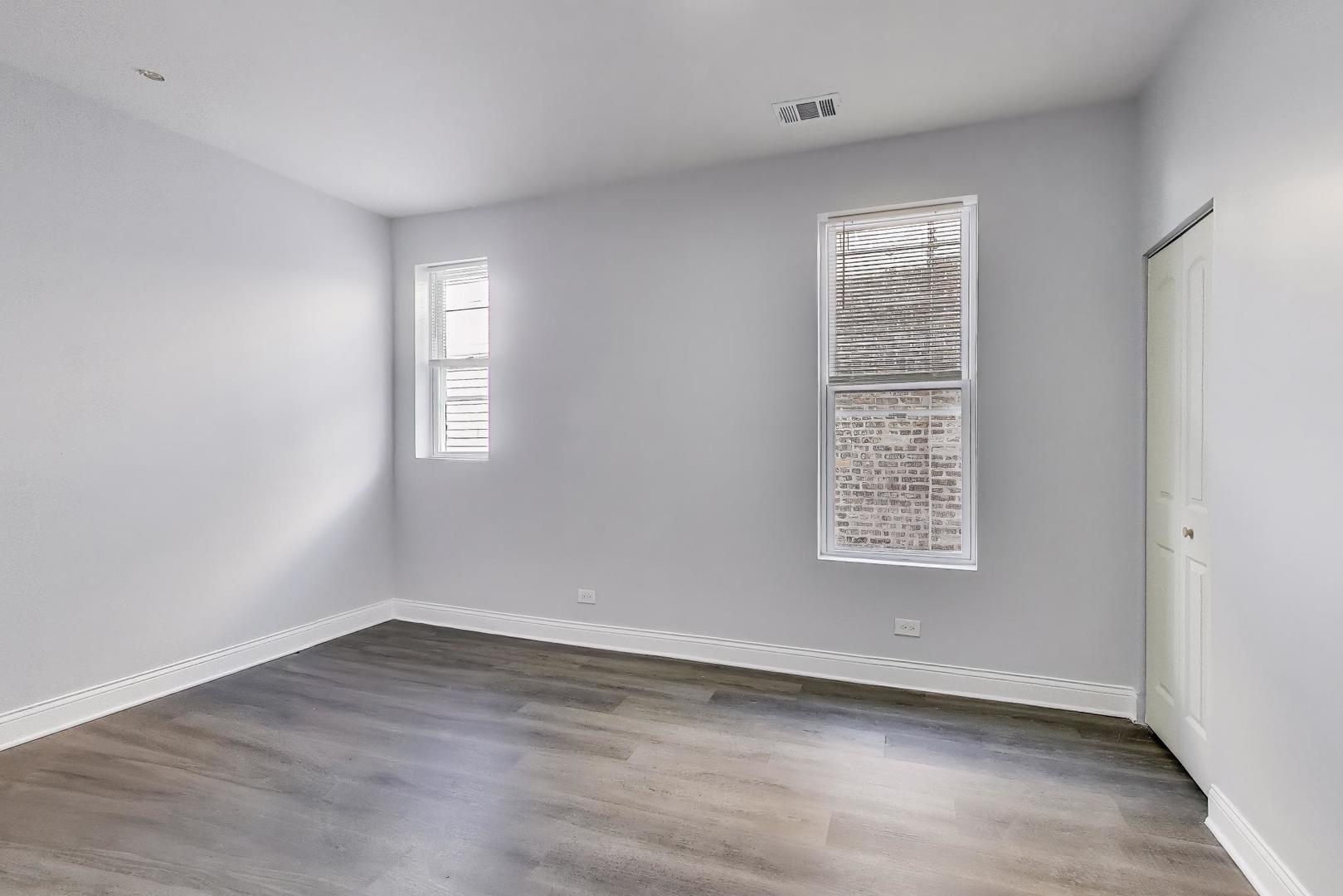 5716 South May Street Chicago, IL 60621 - Photo 30 of 36