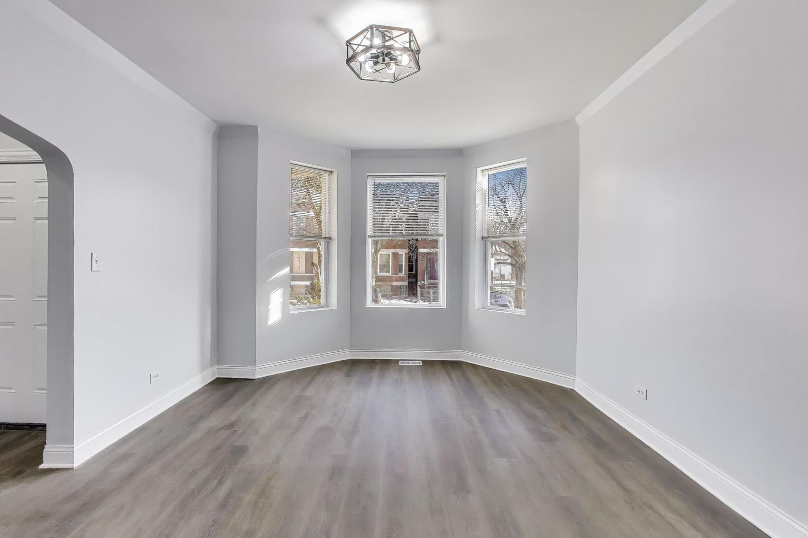 5716 South May Street Chicago, IL 60621 - Photo 3 of 36