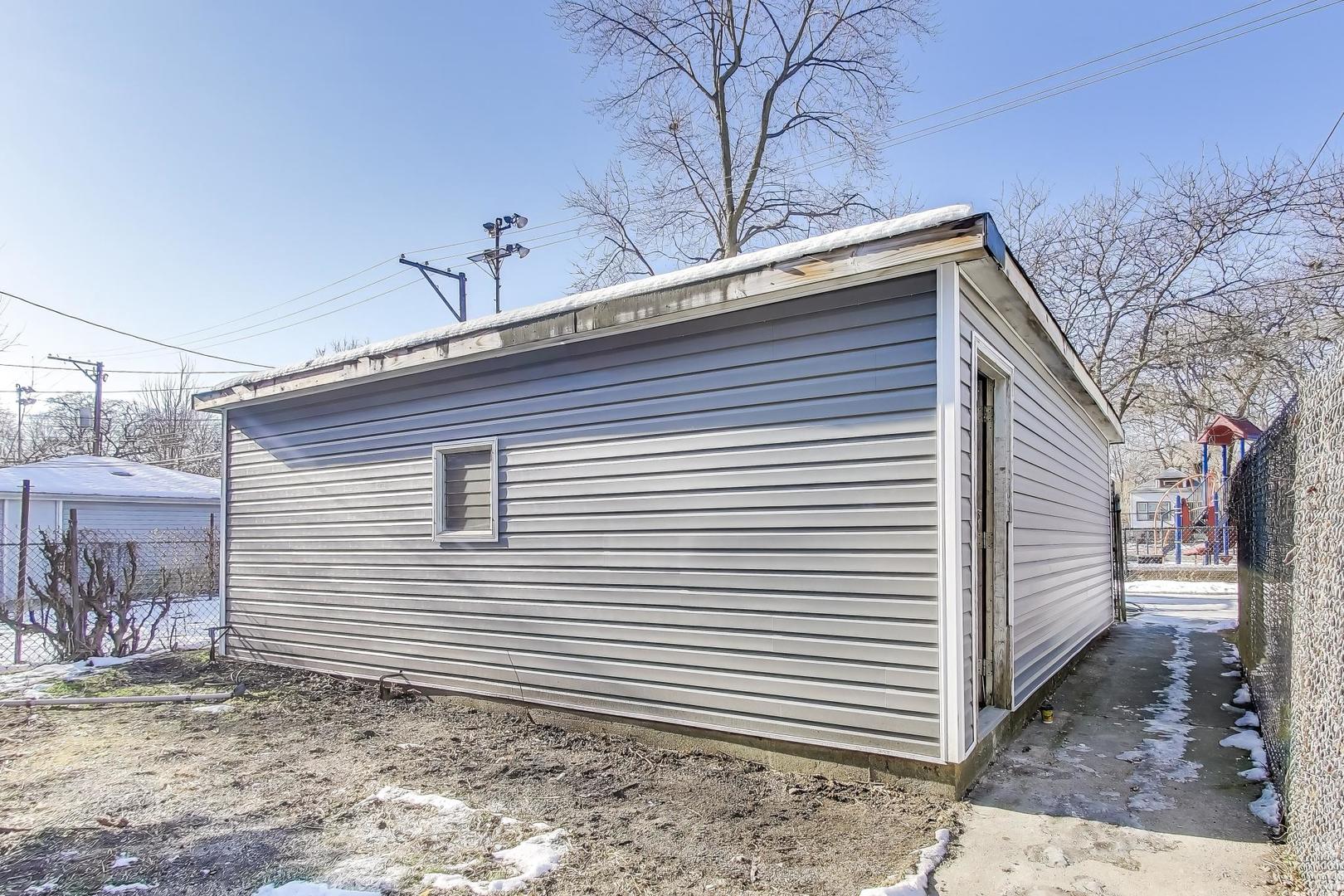 5716 South May Street Chicago, IL 60621 - Photo 32 of 36