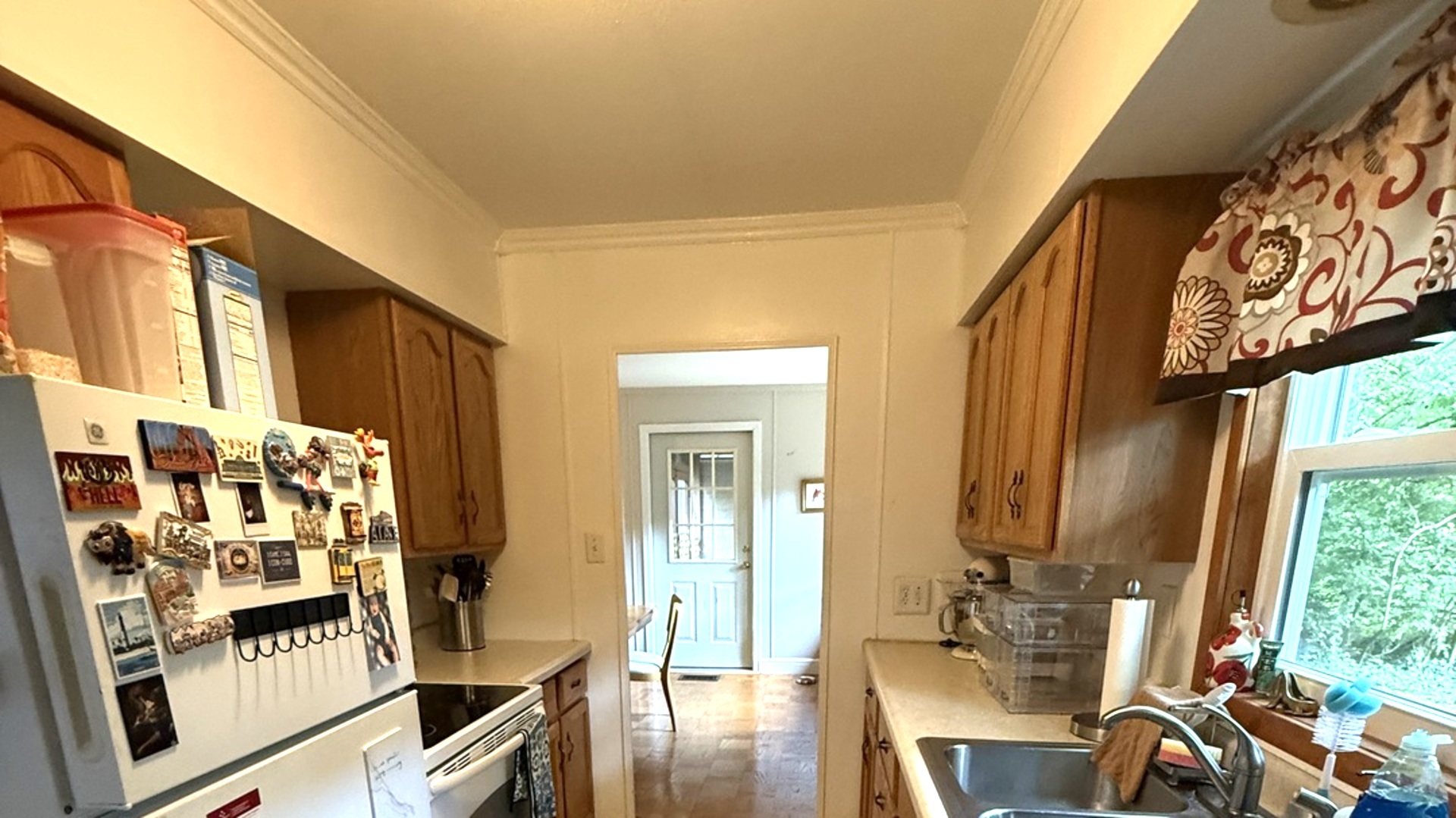 707 West Iowa Street Urbana, IL 61801 - Photo 4 of 25 a view of an entryway with wooden floor