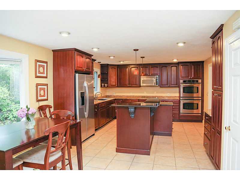 117 Franklin Road Scituate, RI 02825 - Photo 10 of 24 Kitchen.