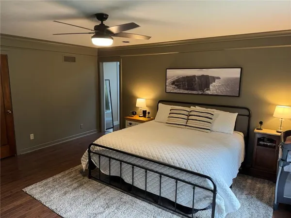 $575,000 | 1000 North Main Street, Higginsville, MO 64037