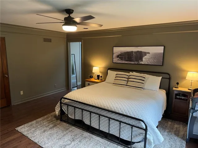 $575,000 | 1000 North Main Street, Higginsville, MO 64037