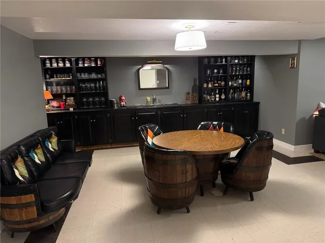 $575,000 | 1000 North Main Street, Higginsville, MO 64037