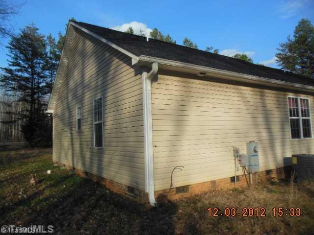 1420 High Ridge Drive Mebane, NC 27302 - Photo 5 of 16 Exterior Front.