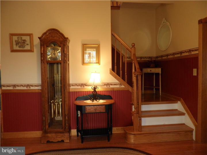 133 Ellisdale Road Allentown, NJ 08501 - Photo 2 of 12 Gallery Image 2