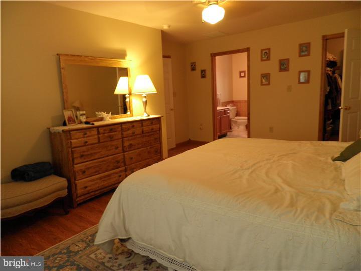 133 Ellisdale Road Allentown, NJ 08501 - Photo 9 of 12 Gallery Image 9