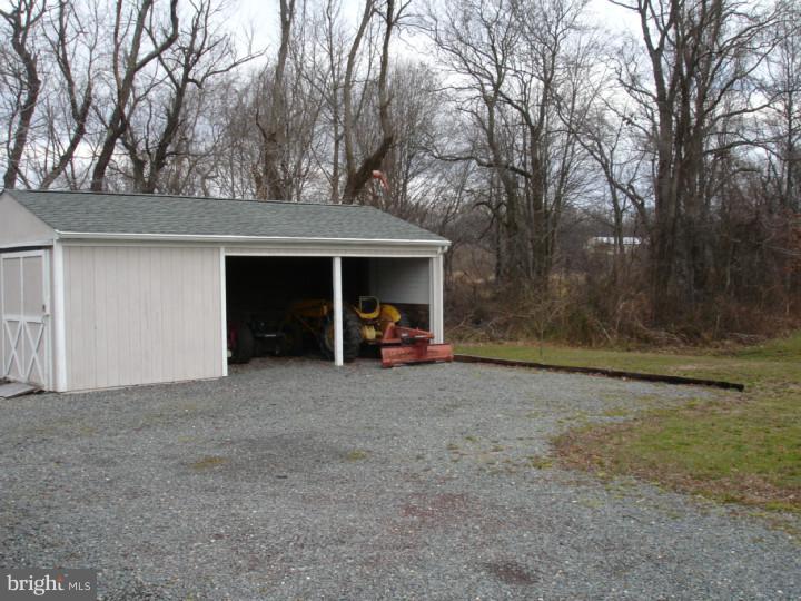 133 Ellisdale Road Allentown, NJ 08501 - Photo 10 of 12 Gallery Image 10