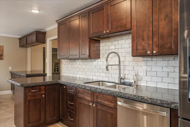 $419,000 | 4715 East Harvard Avenue, Fresno, CA 93703