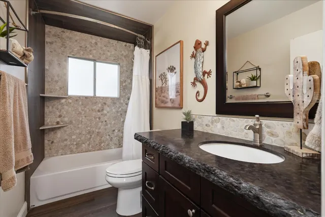 $419,000 | 4715 East Harvard Avenue, Fresno, CA 93703