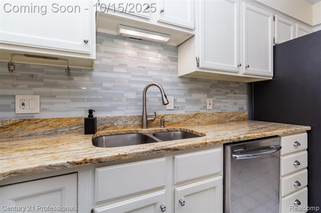 535 Tennyson Rochester Hills, MI 48307 - Photo 14 of 50