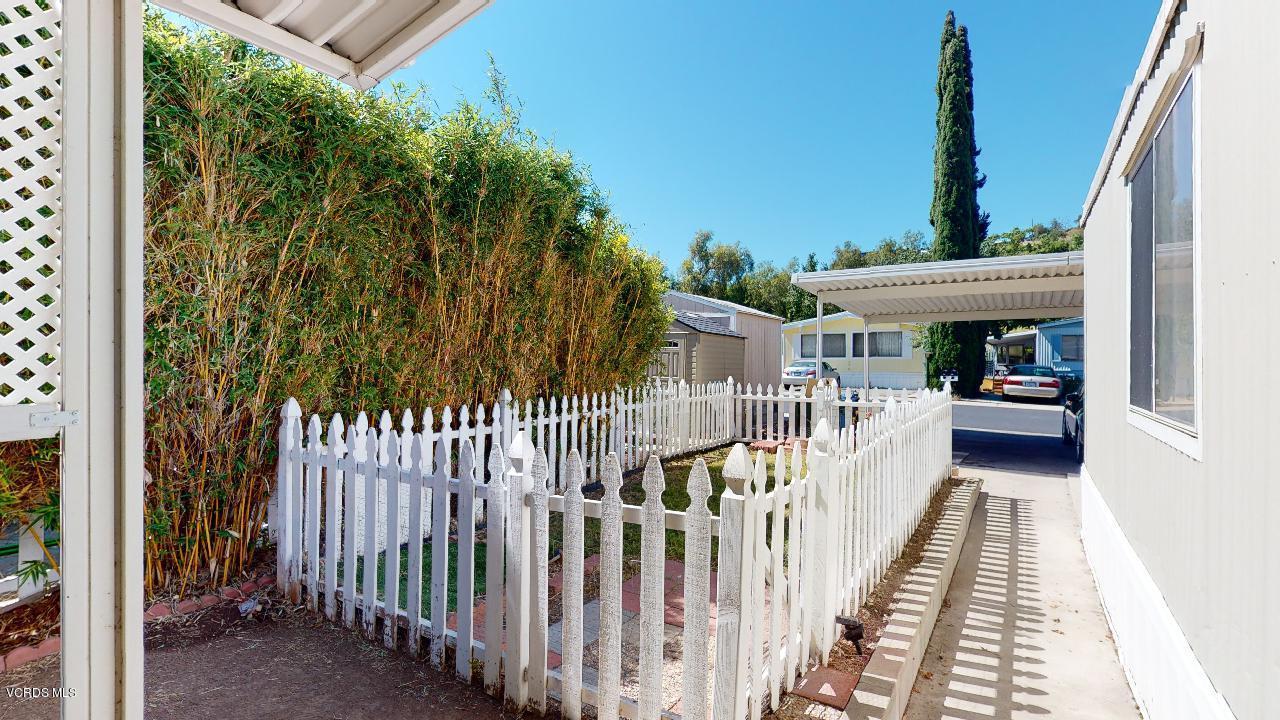 1550 Rory Lane, Unit 257 Simi Valley, CA 93063 - Photo 5 of 31 1550-Rory-Space-257-05162020_122107