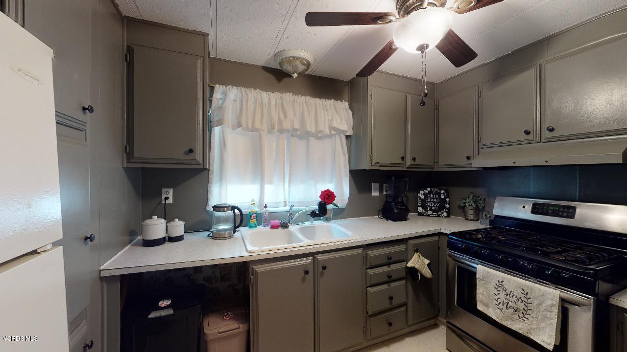 1550 Rory Lane, Unit 257 Simi Valley, CA 93063 - Photo 9 of 31 1550-Rory-Space-257-05162020_122207