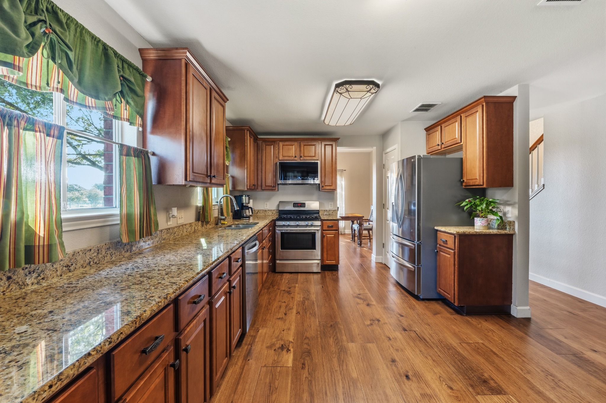 15918 Two Rivers Cove Austin, TX 78717 - Photo 9 of 40 Gallery Image 9