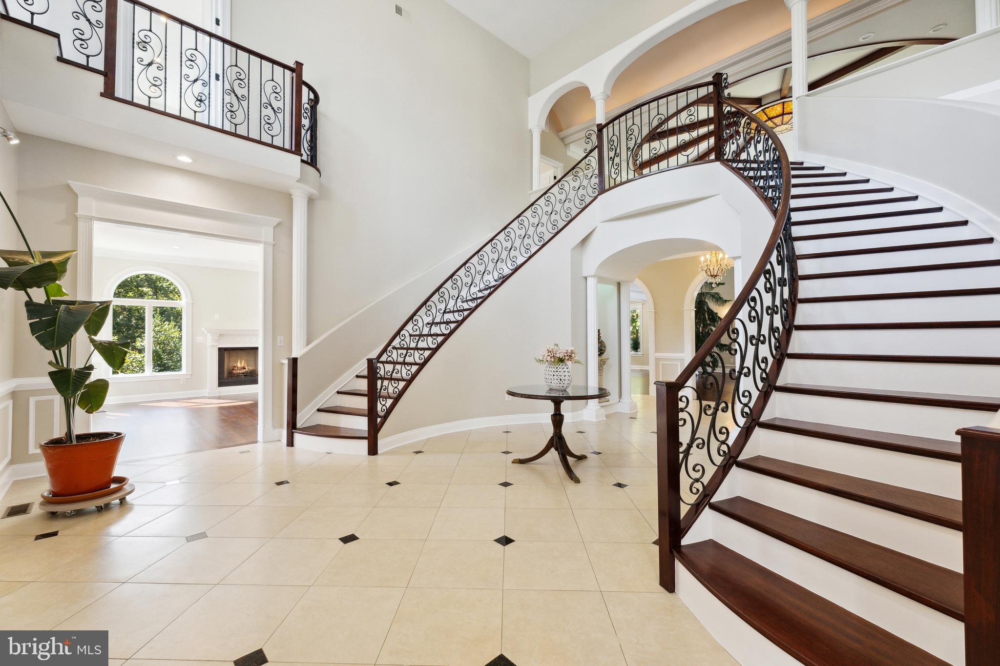 8810 Brickyard Road Potomac, MD 20854 - Photo 11 of 136 Foyer & Staircase