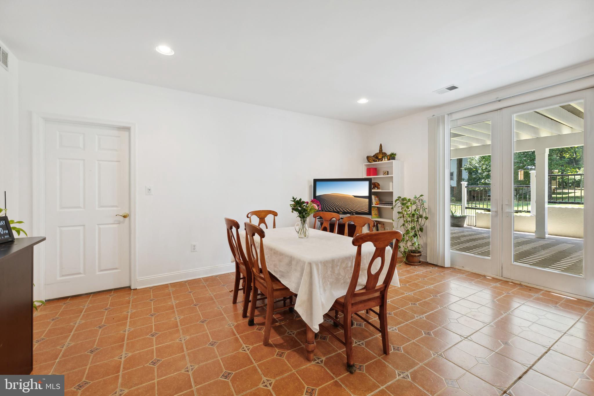 8810 Brickyard Road Potomac, MD 20854 - Photo 112 of 136 Lower level dining area
