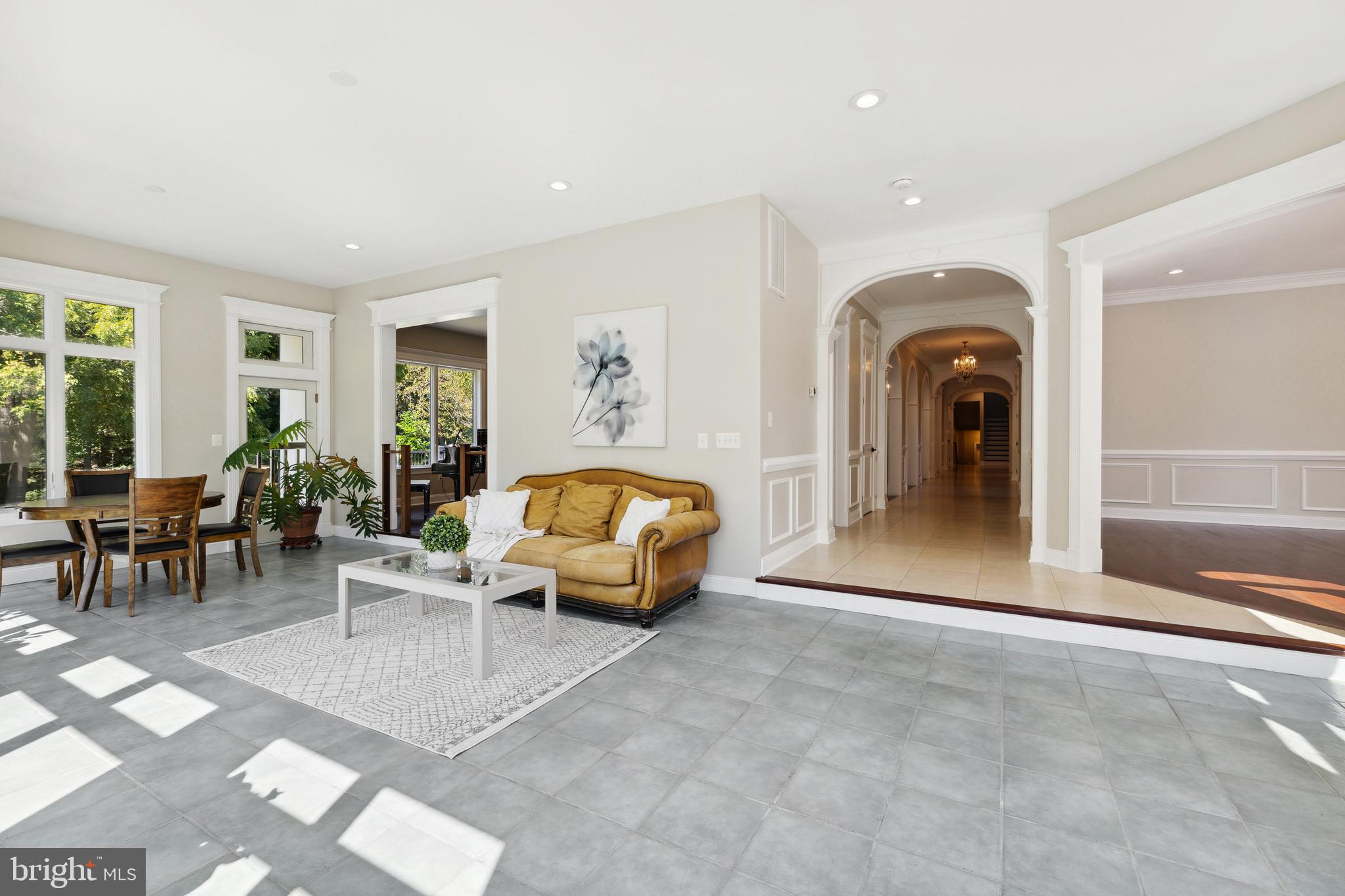 8810 Brickyard Road Potomac, MD 20854 - Photo 22 of 136 Atrium/Sunroom