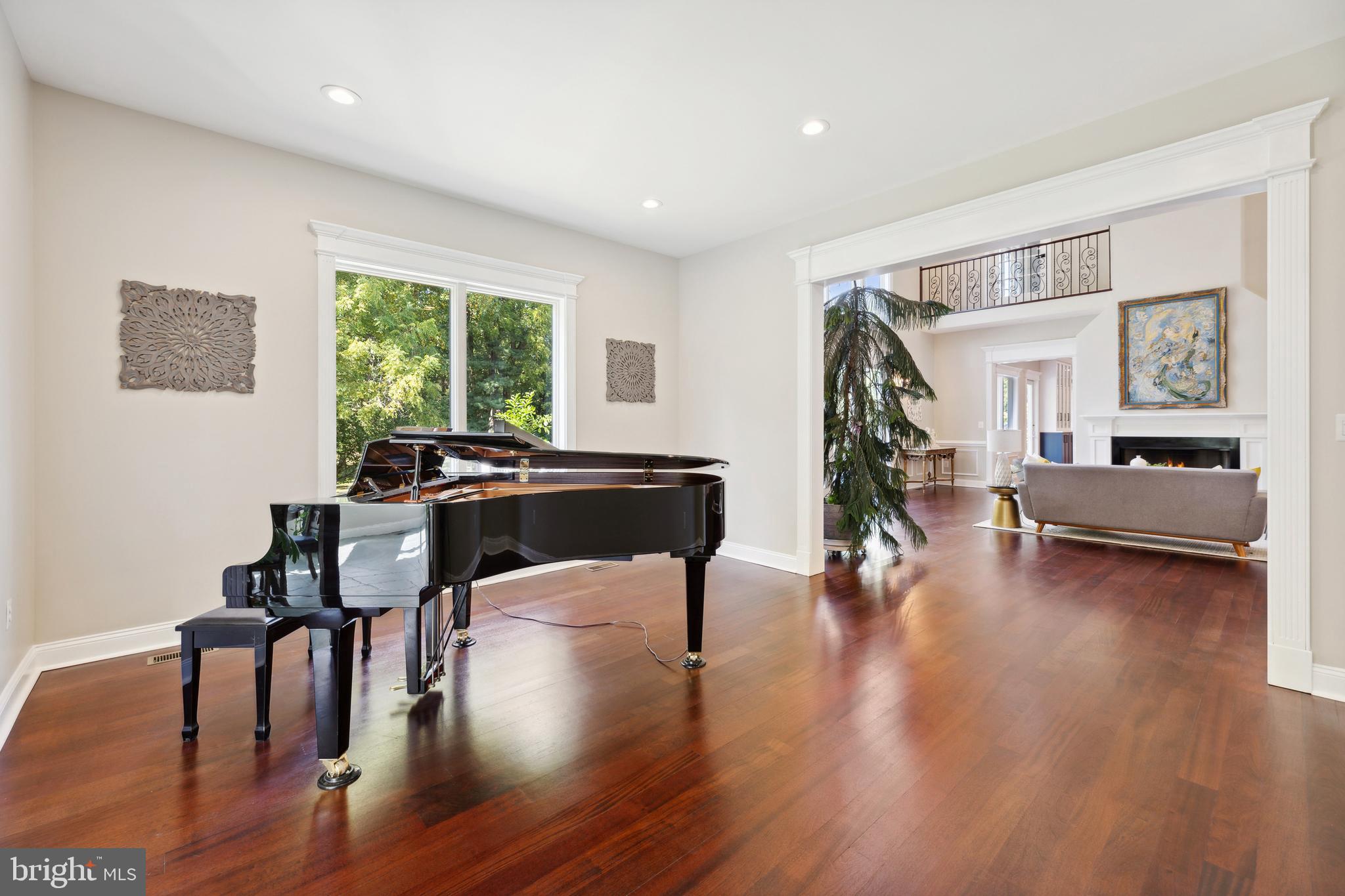 8810 Brickyard Road Potomac, MD 20854 - Photo 24 of 136 Additional Living/Family Room Space