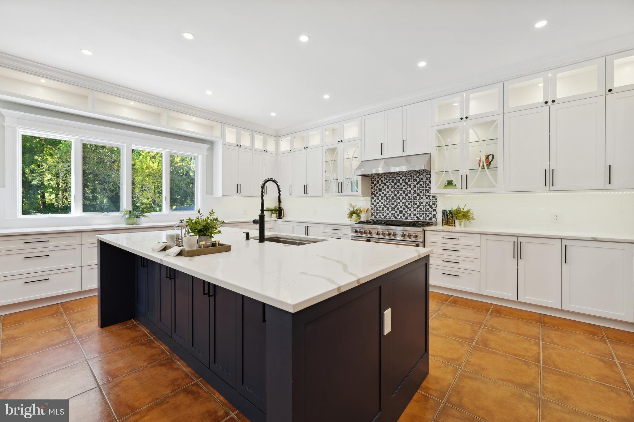 8810 Brickyard Road Potomac, MD 20854 - Photo 35 of 136 Brand New Kitchen!